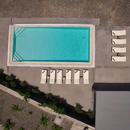 Akrotiri Private * Fira (Santorini)