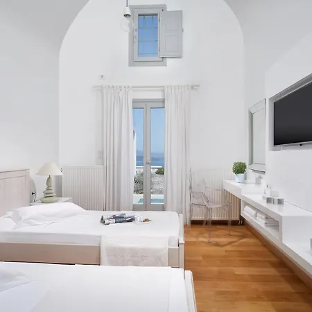 Akrotiri Private Villa Fira (Santorini)