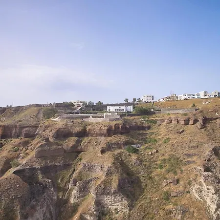 Akrotiri Private Villa