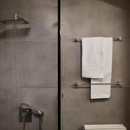 Akrotiri Private Villa