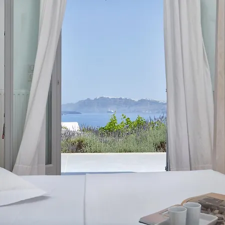 Vila Akrotiri Private