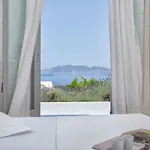 فيلة Akrotiri Private